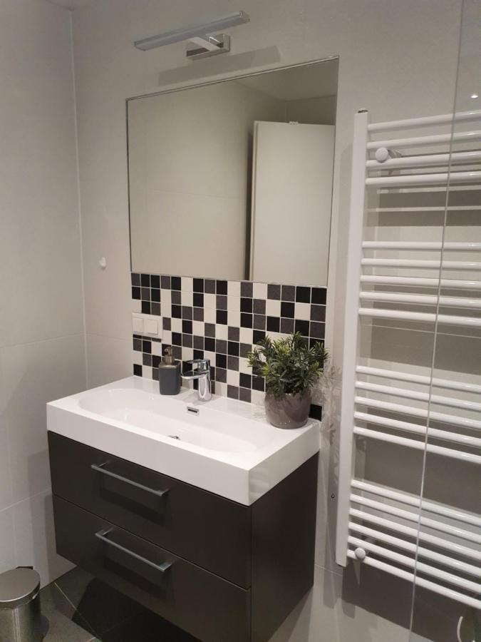 Smarte Dachgeschosswohnung Mit 2 Terrassen Direkt Am Hauptbahnhof Wien