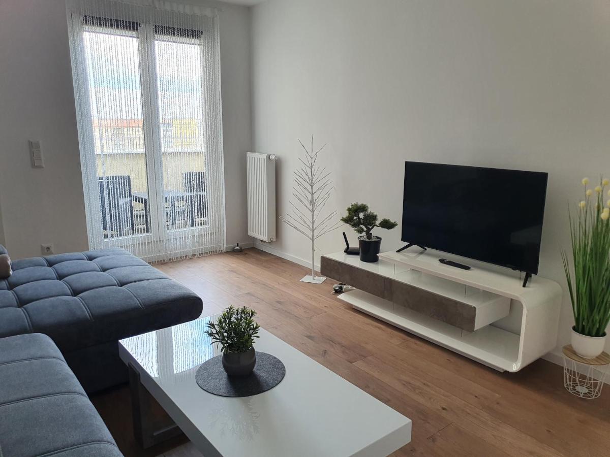 Smarte Dachgeschosswohnung Mit 2 Terrassen Direkt Am Hauptbahnhof Apartment Wien